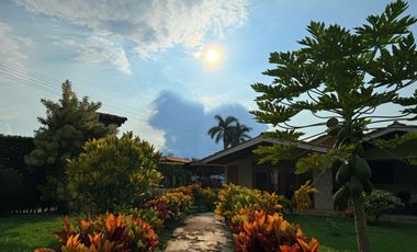 Venta casa campestre via Pereira Alcala