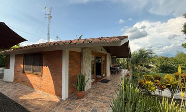 Venta casa campestre via Pereira Alcala