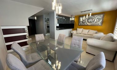 Renta Casa Amueblada en Valle La Rioja, Apodaca | 3 Niveles | Seguridad 24/7 | Terrazas y Asador