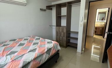 Renta Casa Amueblada en Valle La Rioja, Apodaca | 3 Niveles | Seguridad 24/7 | Terrazas y Asador
