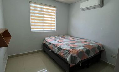 Renta Casa Amueblada en Valle La Rioja, Apodaca | 3 Niveles | Seguridad 24/7 | Terrazas y Asador