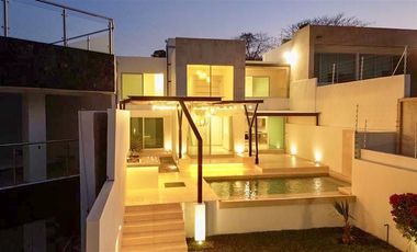 VENTA Casa en Tequesquitengo Vista al Lago