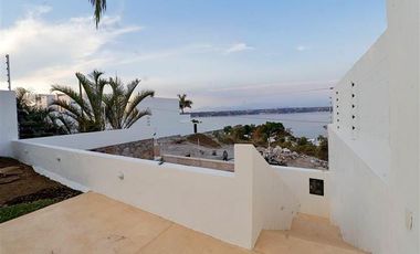 VENTA Casa en Tequesquitengo Vista al Lago