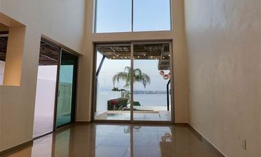 VENTA Casa en Tequesquitengo Vista al Lago