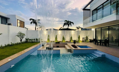 Casa en venta en Isla mocoli con piscina, Ecuador