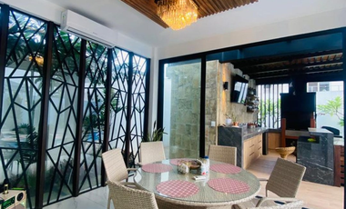 Casa en venta en Isla mocoli con piscina, Ecuador
