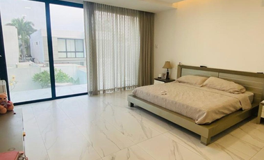 Casa en venta en Isla mocoli con piscina, Ecuador