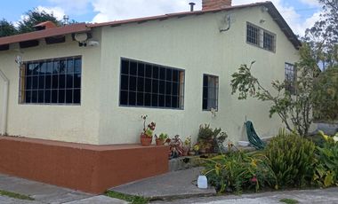 EL LUGAR TRANQUILO - Se Vende Hermoso lugar con DOS casas, situado en Cuicocha/ Ugshapungo