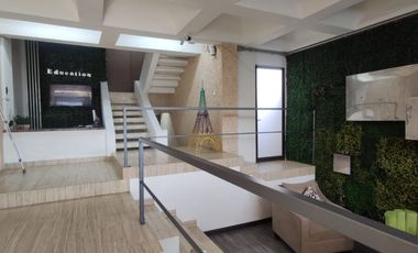 Se vende y renta edificio en la pradera