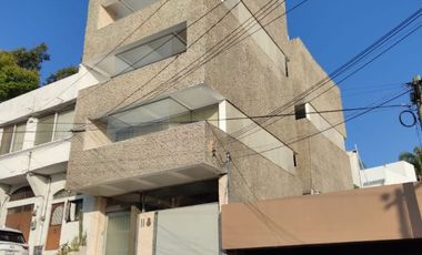 Se vende y renta edificio en la pradera