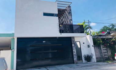 Casa en Venta, Col. Las Reynas