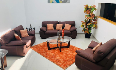 Casa en Venta, Col. Las Reynas
