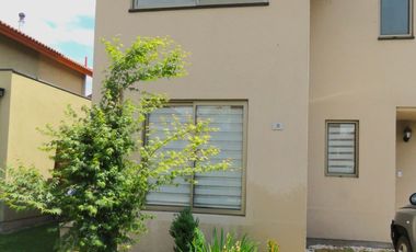 ARRIENDO CONDOMINIO LA GUARDA MACHALI