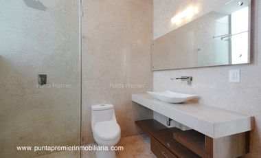 Puerta las Lomas Casa de lujo en venta, Zona Puerta de Hierro Andares Av Universidad Zapopan