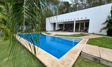 Casa en Venta en Playa del Carmen, Residencial Marsella: Comodidad, Seguridad y Ubicación Privilegiada