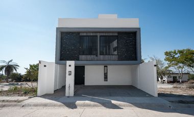Exclusiva Casa Nueva con Vistas Panorámicas de la Bahía desde el Rooftop