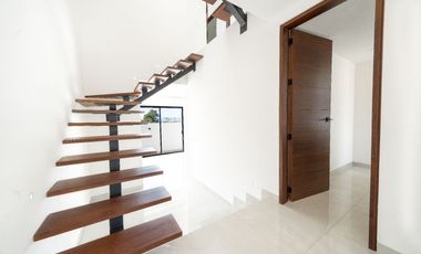 Exclusiva Casa Nueva con Vistas Panorámicas de la Bahía desde el Rooftop