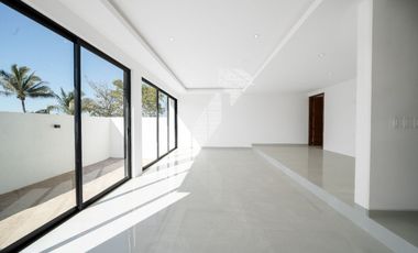 Exclusiva Casa Nueva con Vistas Panorámicas de la Bahía desde el Rooftop