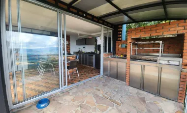 Casa Campestre En venta en  Ruitoque Alto