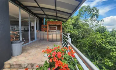 Casa Campestre En venta en  Ruitoque Alto