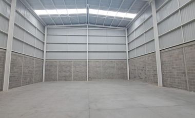 Bodega en Venta en parque industrial sobre Paseo Centenario cerca de zakia