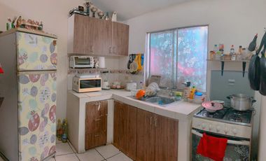 VENDO: Villa España etapa Mallorca Mucho Lote 1, P.B. 2 dormitorios 1 baños, patio.