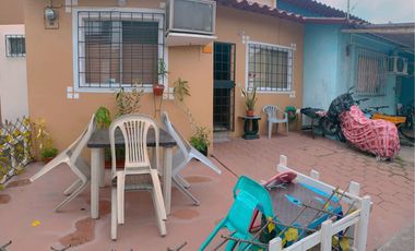 VENDO: Villa España etapa Mallorca Mucho Lote 1, P.B. 2 dormitorios 1 baños, patio.