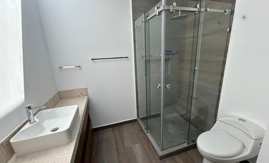 Hermosa y a estrenar casa en venta, con 3 recámaras forma parte de moderno desarrollo ubicado en Zakia Qro JF