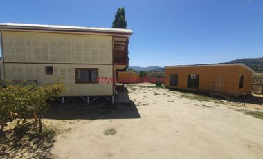 GRAN OPORTUNIDAD ! 2 Casonas en terreno de app 1.500m2 $190.000.000