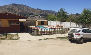 GRAN OPORTUNIDAD ! 2 Casonas en terreno de app 1.500m2 $190.000.000