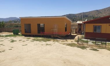 GRAN OPORTUNIDAD ! 2 Casonas en terreno de app 1.500m2 $190.000.000