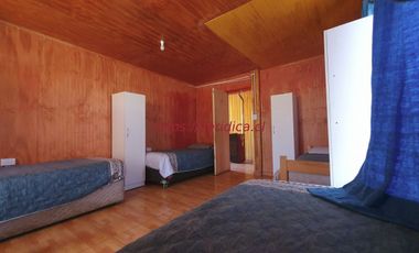 GRAN OPORTUNIDAD ! 2 Casonas en terreno de app 1.500m2 $190.000.000