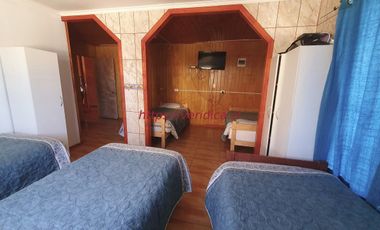 GRAN OPORTUNIDAD ! 2 Casonas en terreno de app 1.500m2 $190.000.000