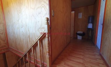 GRAN OPORTUNIDAD ! 2 Casonas en terreno de app 1.500m2 $190.000.000