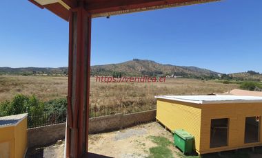 GRAN OPORTUNIDAD ! 2 Casonas en terreno de app 1.500m2 $190.000.000