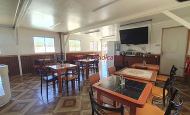GRAN OPORTUNIDAD ! 2 Casonas en terreno de app 1.500m2 $190.000.000