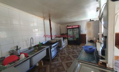 GRAN OPORTUNIDAD ! 2 Casonas en terreno de app 1.500m2 $190.000.000