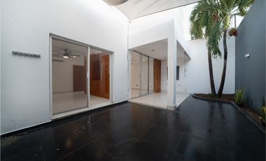 Casa Espaciosa en la Zona Hotelera Norte de Puerto Vallarta (Montessori) – A solo 3 Minutos de la Playa!