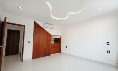 Casa Espaciosa en la Zona Hotelera Norte de Puerto Vallarta (Montessori) – A solo 3 Minutos de la Playa!
