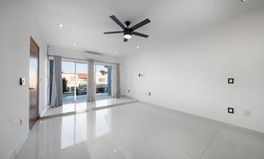 Casa Espaciosa en la Zona Hotelera Norte de Puerto Vallarta (Montessori) – A solo 3 Minutos de la Playa!