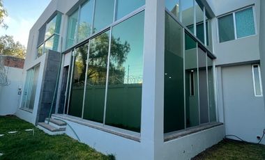 HERMOSA CASA EN VENTA EN CANTERAS DE SAN AGUSTIN