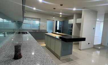 HERMOSA CASA EN VENTA EN CANTERAS DE SAN AGUSTIN