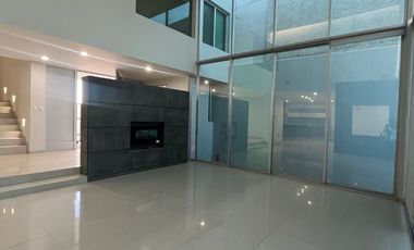 HERMOSA CASA EN VENTA EN CANTERAS DE SAN AGUSTIN