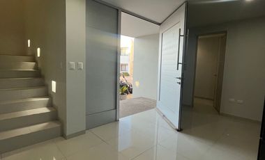 HERMOSA CASA EN VENTA EN CANTERAS DE SAN AGUSTIN