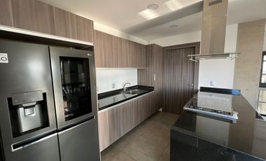 Exclusivo Penthouse en Torre Huz – San José del Puente