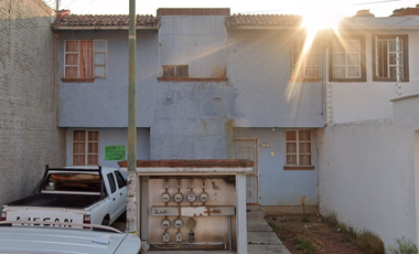 CASA EN OBISPO FILANTROPO, FRAY ANTONIO DE SAN MIGUEL, MICHOACAN. ¡NO CREDITOS!