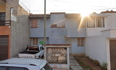 CASA EN OBISPO FILANTROPO, FRAY ANTONIO DE SAN MIGUEL, MICHOACAN. ¡NO CREDITOS!