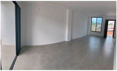 VENDO: COSTA SOL - 4 DORMITORIOS 1 EN P.B. CON BAÑOS COMPLETOS - COCINA - PATIO