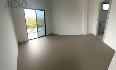 Alquilo Costa Sol por estrenar - 4 dormitorios 1 en planta baja con baños completos - cocina - patio. Guayaquil, Ecuador