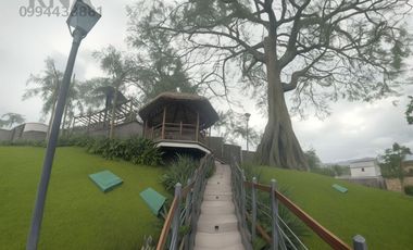 Alquilo Costa Sol por estrenar - 4 dormitorios 1 en planta baja con baños completos - cocina - patio. Guayaquil, Ecuador